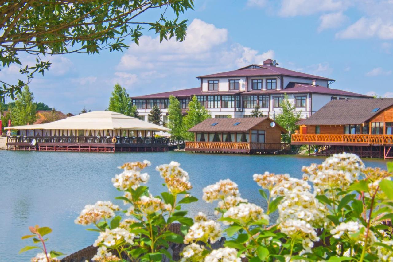 Resort Olympic Village *